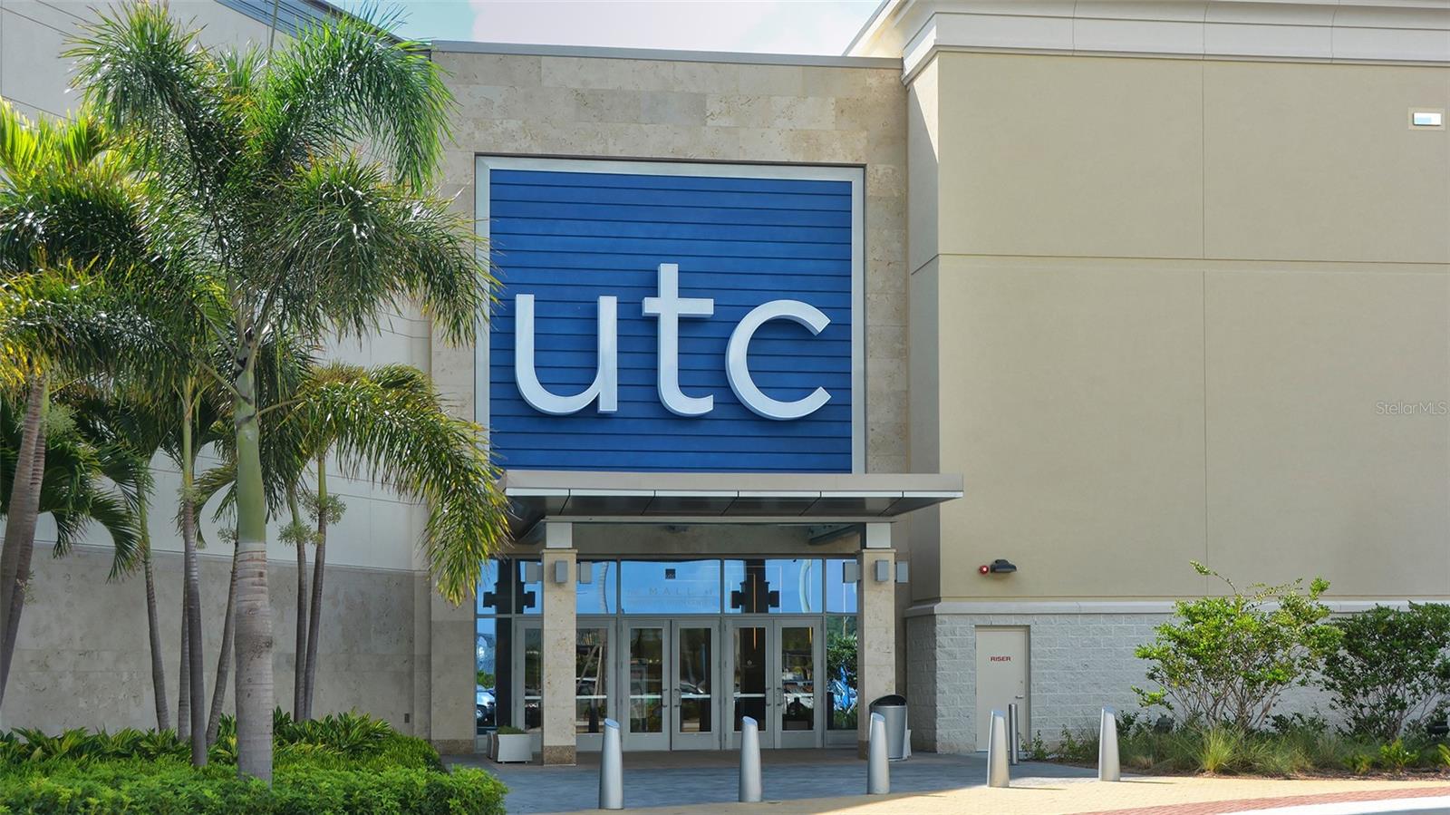 7880 PALM AIRE LN #203