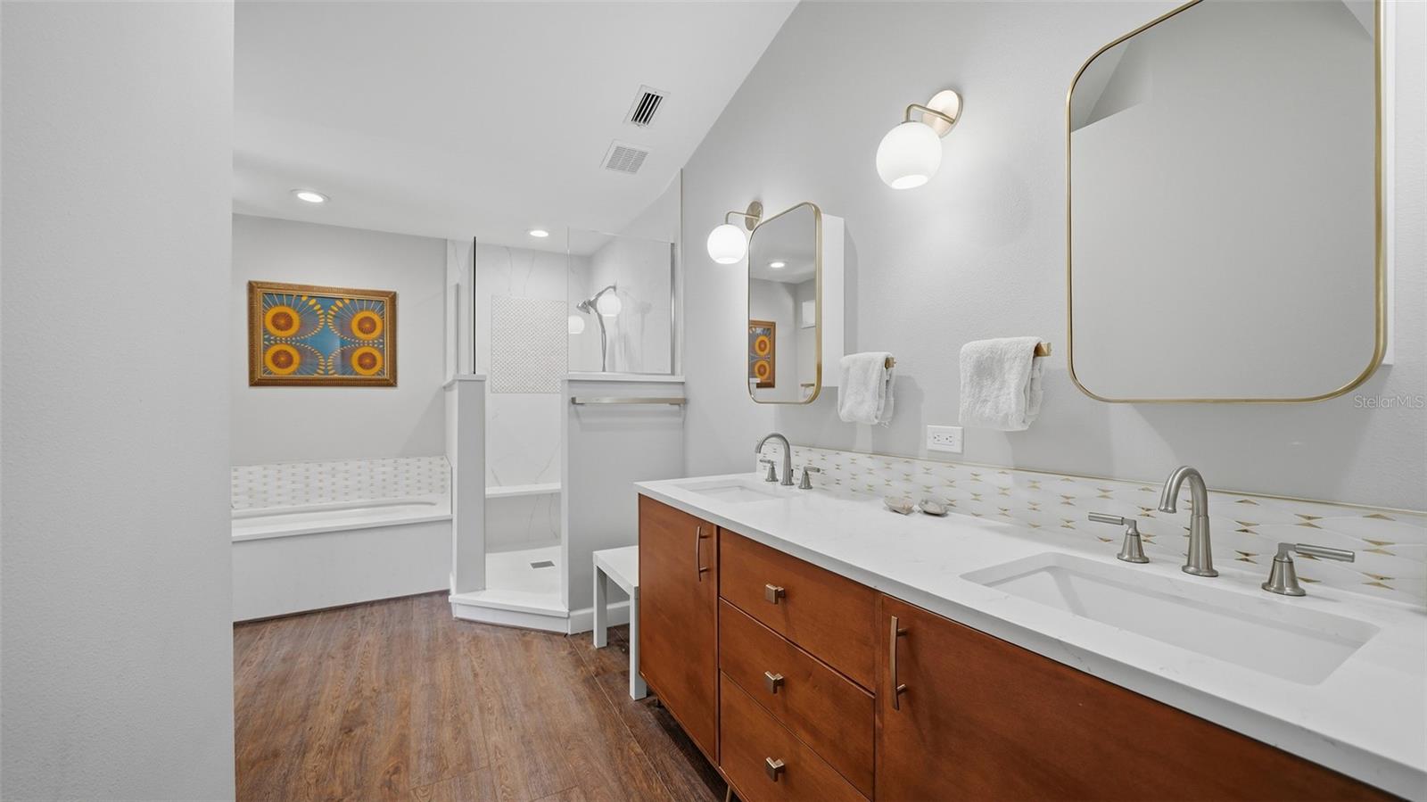 4668 HAMLETS GROVE DR