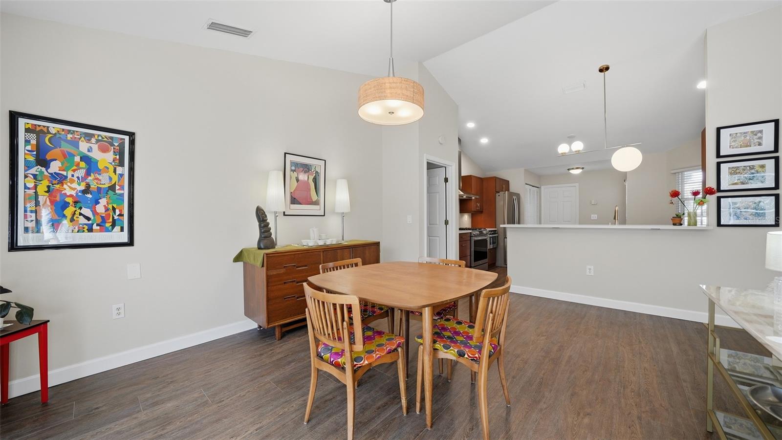 4668 HAMLETS GROVE DR