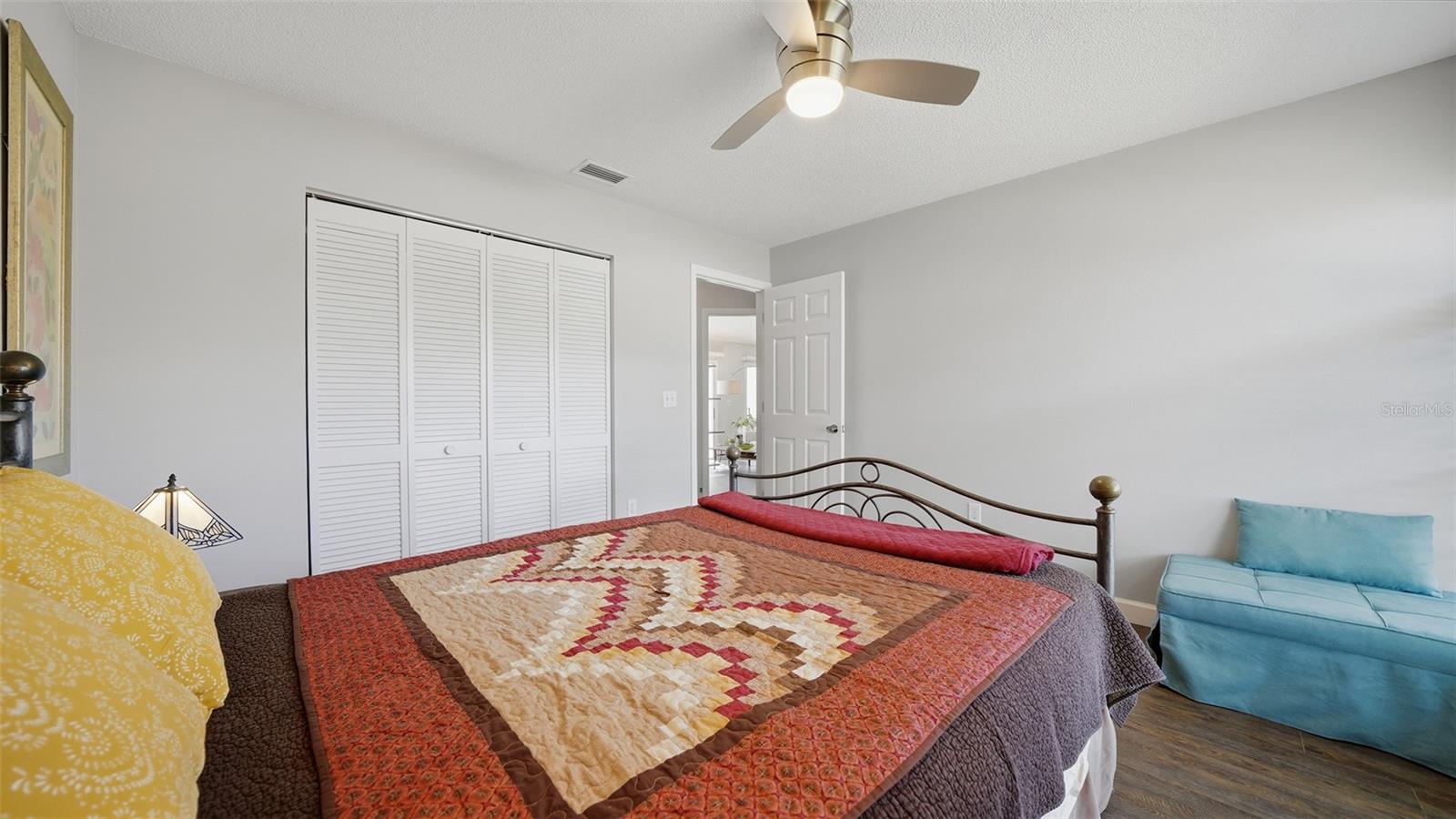 4668 HAMLETS GROVE DR