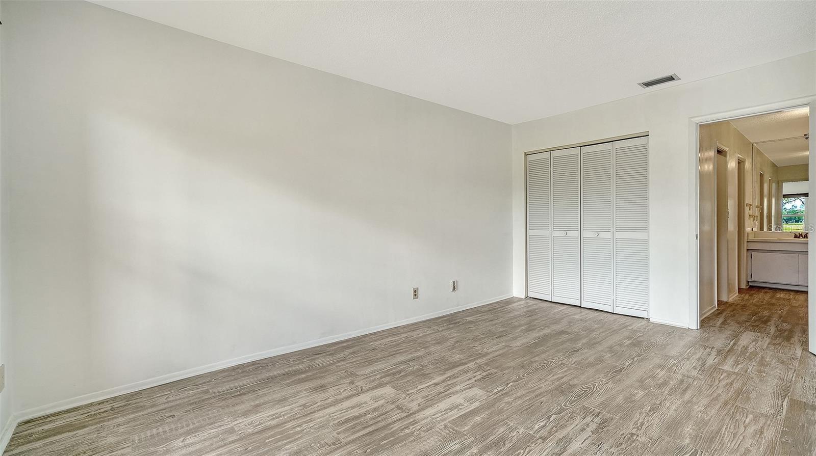 7880 PALM AIRE LN #203