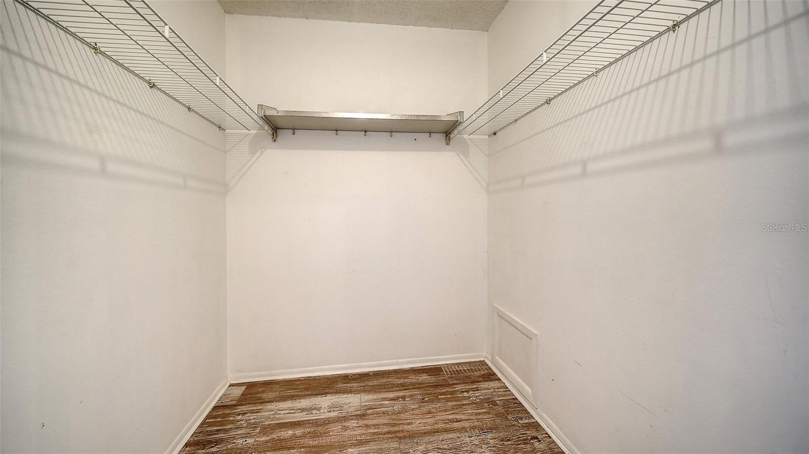 7880 PALM AIRE LN #203