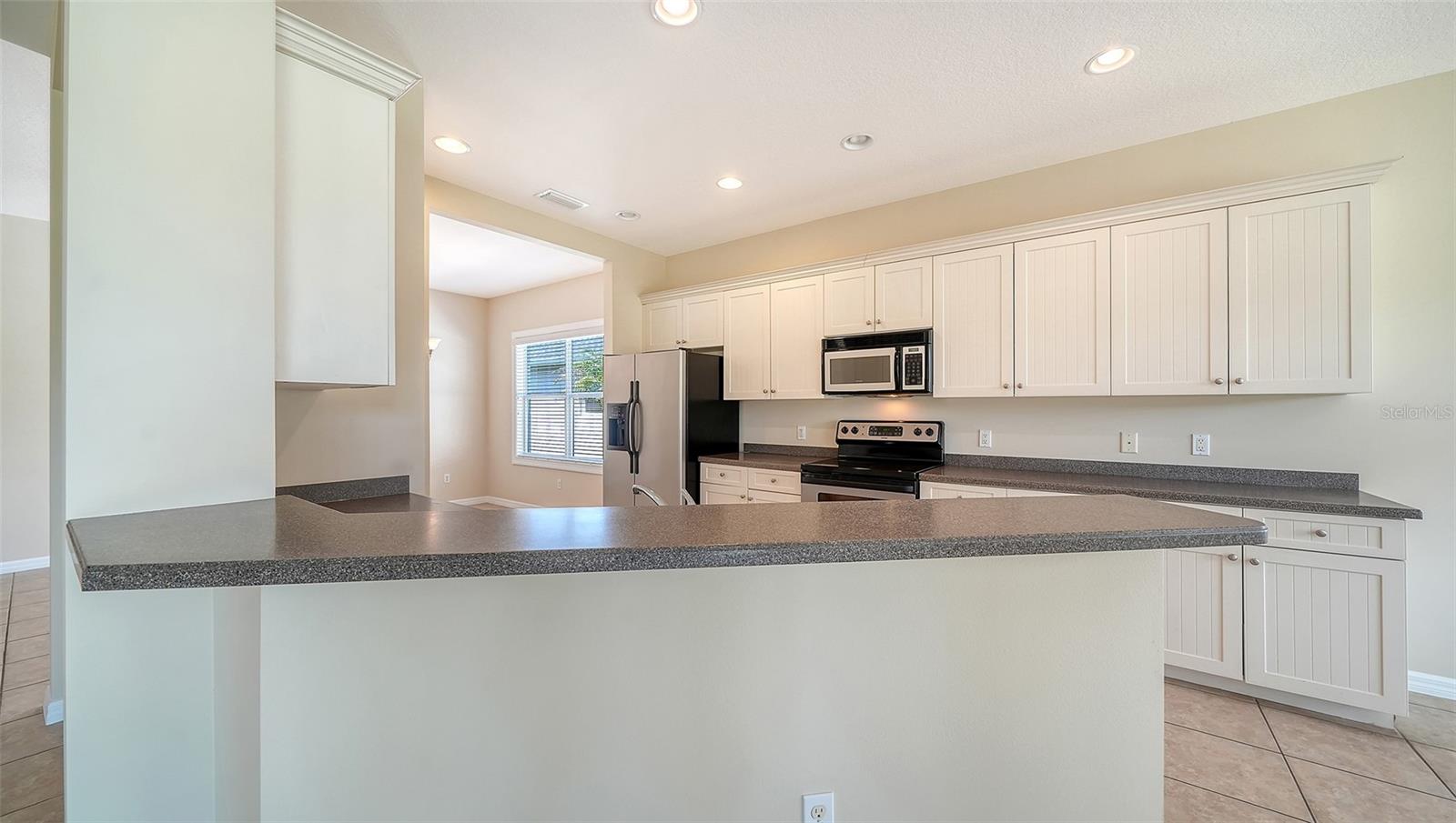 1424 BLUE HORIZON CIR