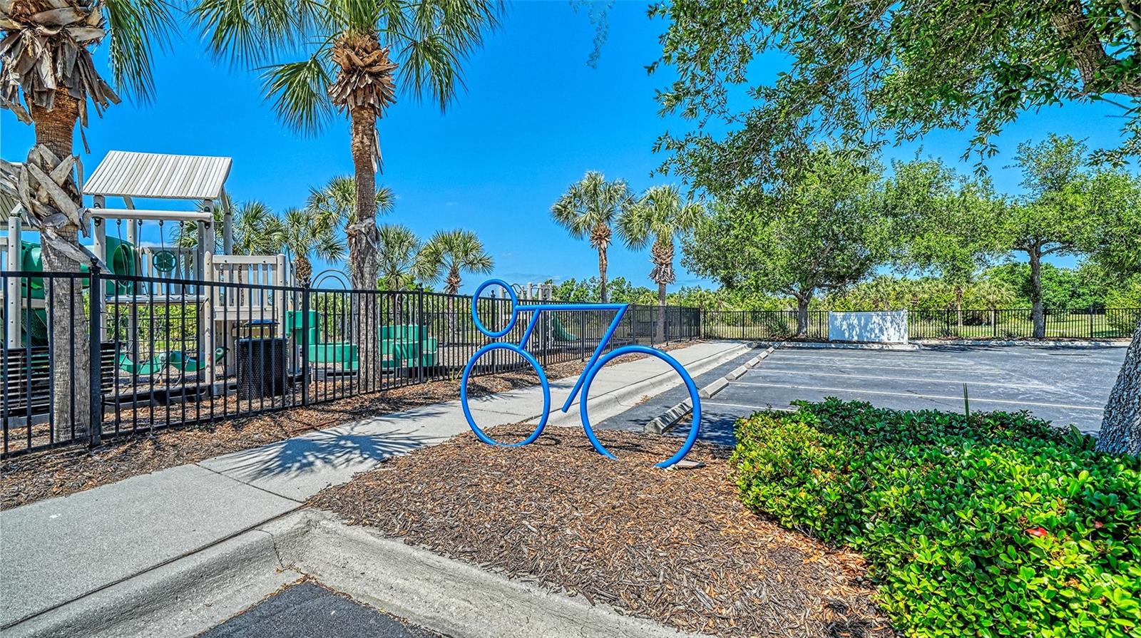1424 BLUE HORIZON CIR