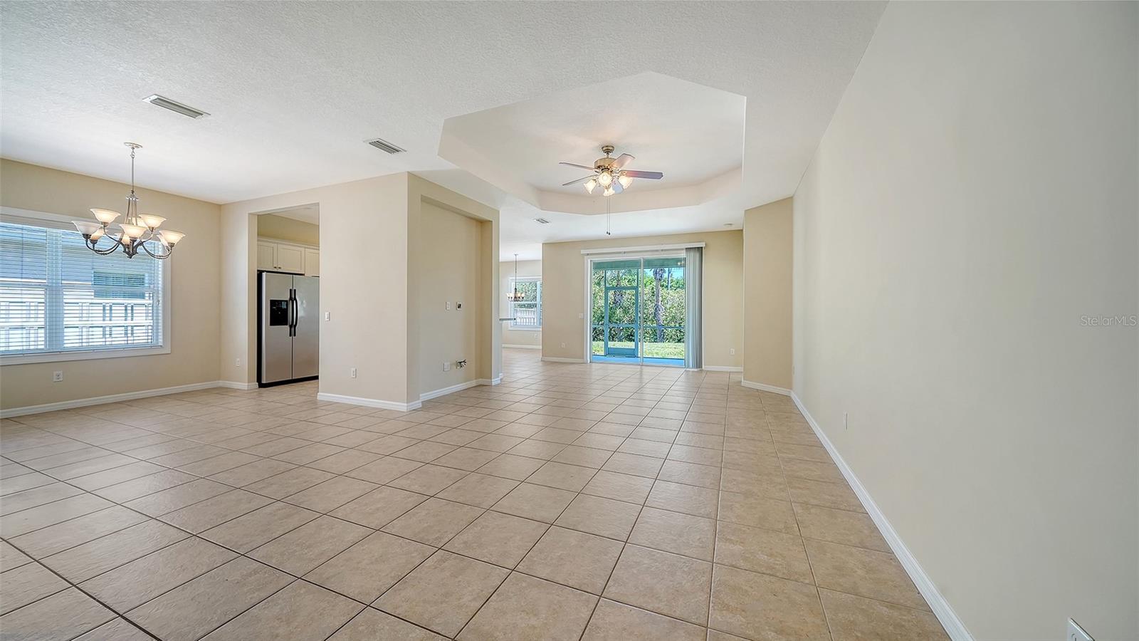 1424 BLUE HORIZON CIR