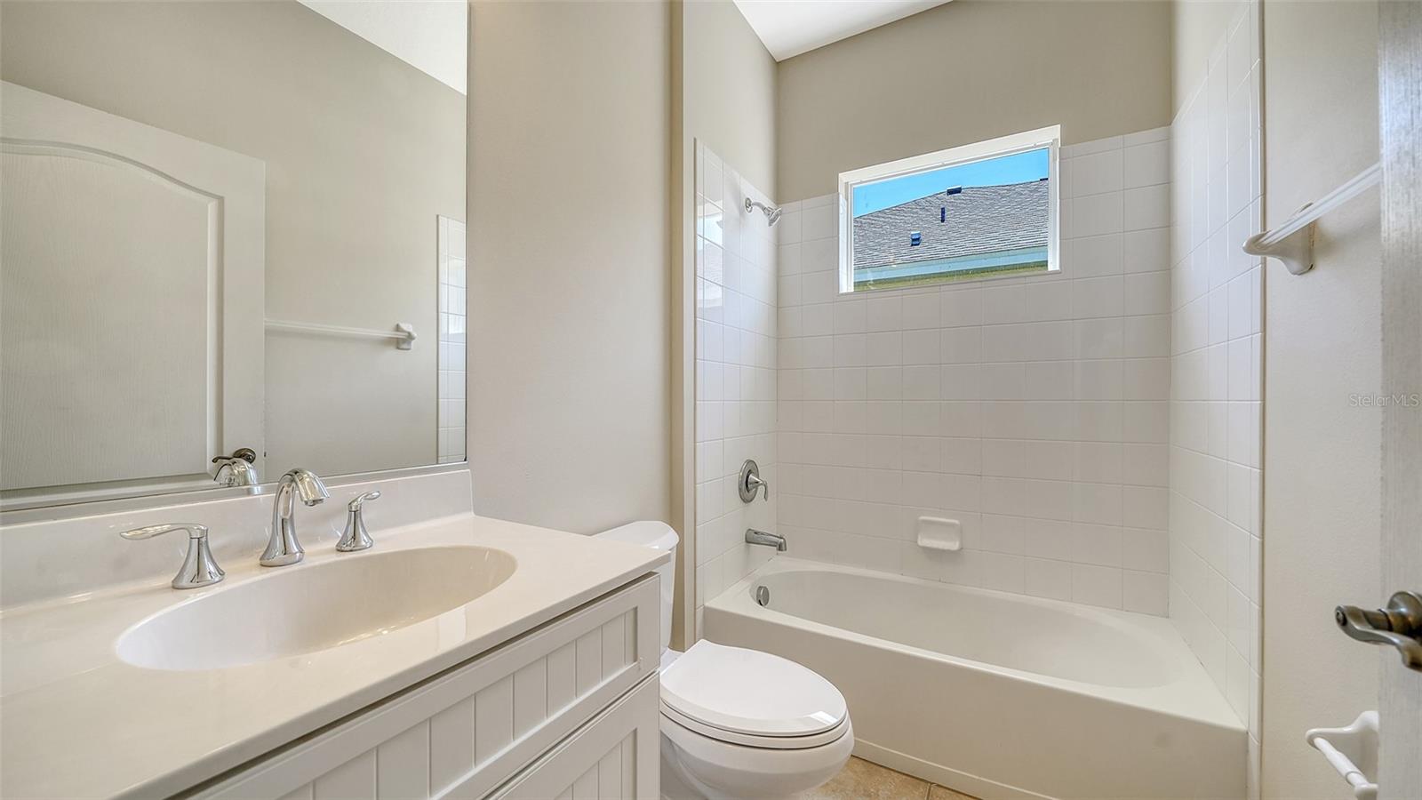 1424 BLUE HORIZON CIR