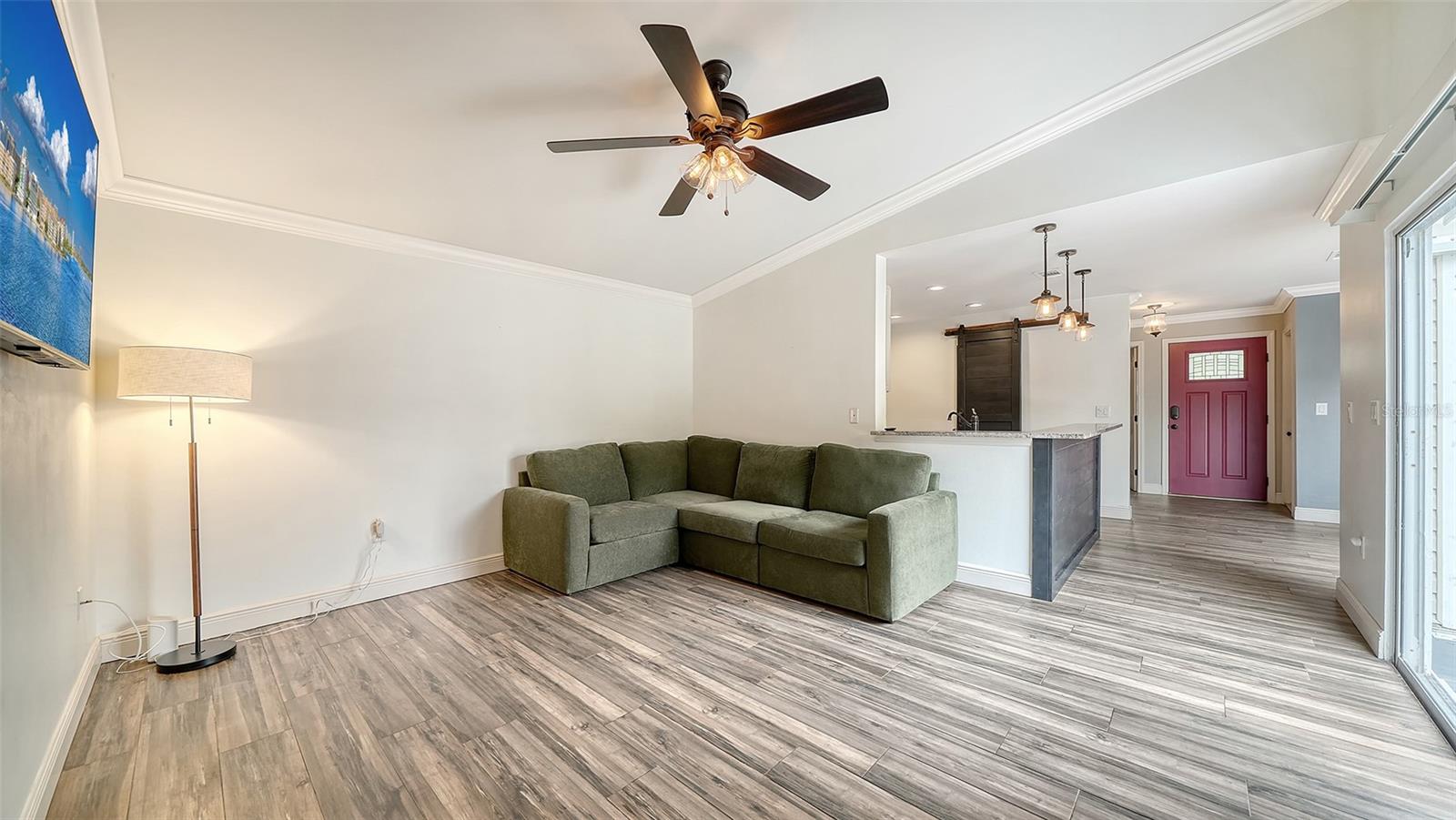 361 BEARDED OAKS CIR