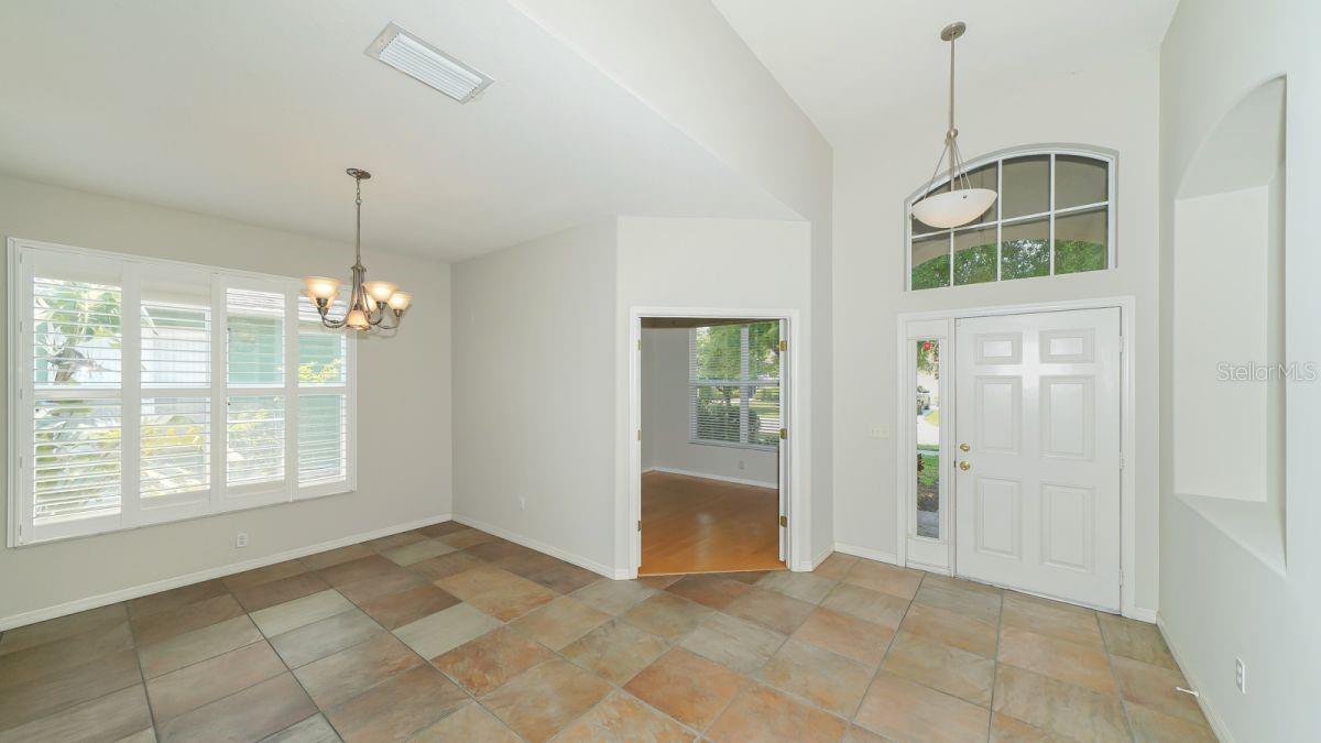 5453 NEW COVINGTON DR