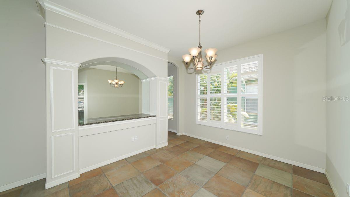 5453 NEW COVINGTON DR