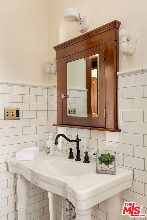 The Edinburgh Bungalows