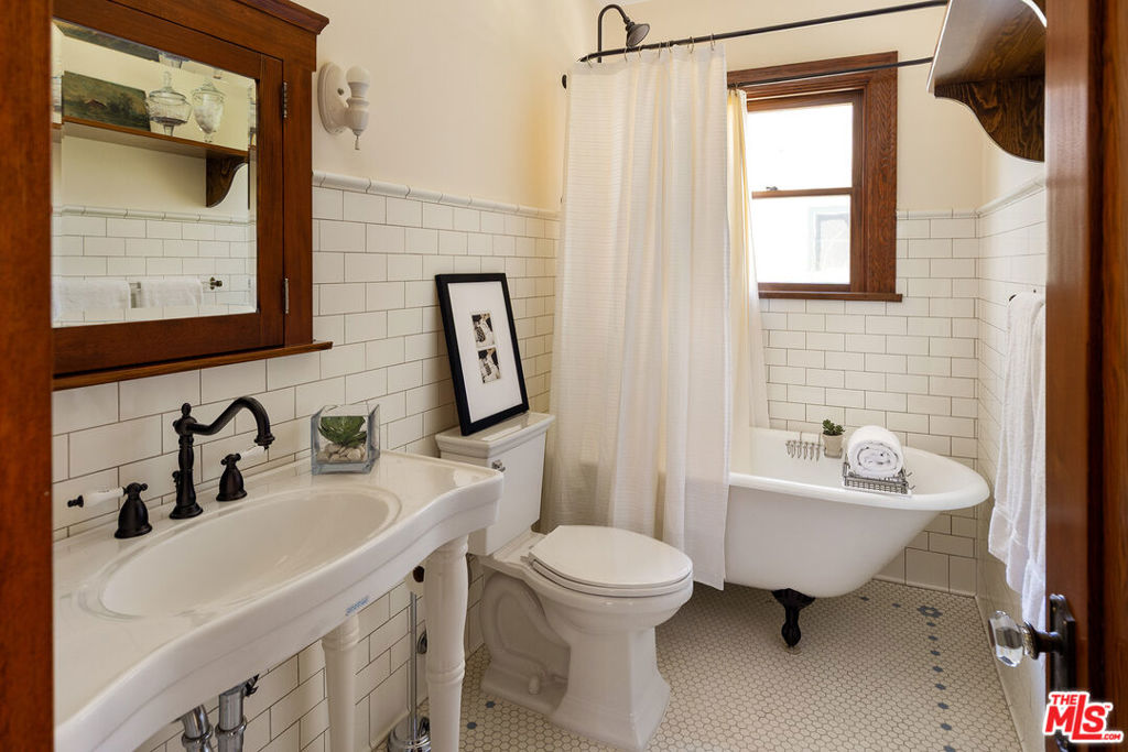 The Edinburgh Bungalows