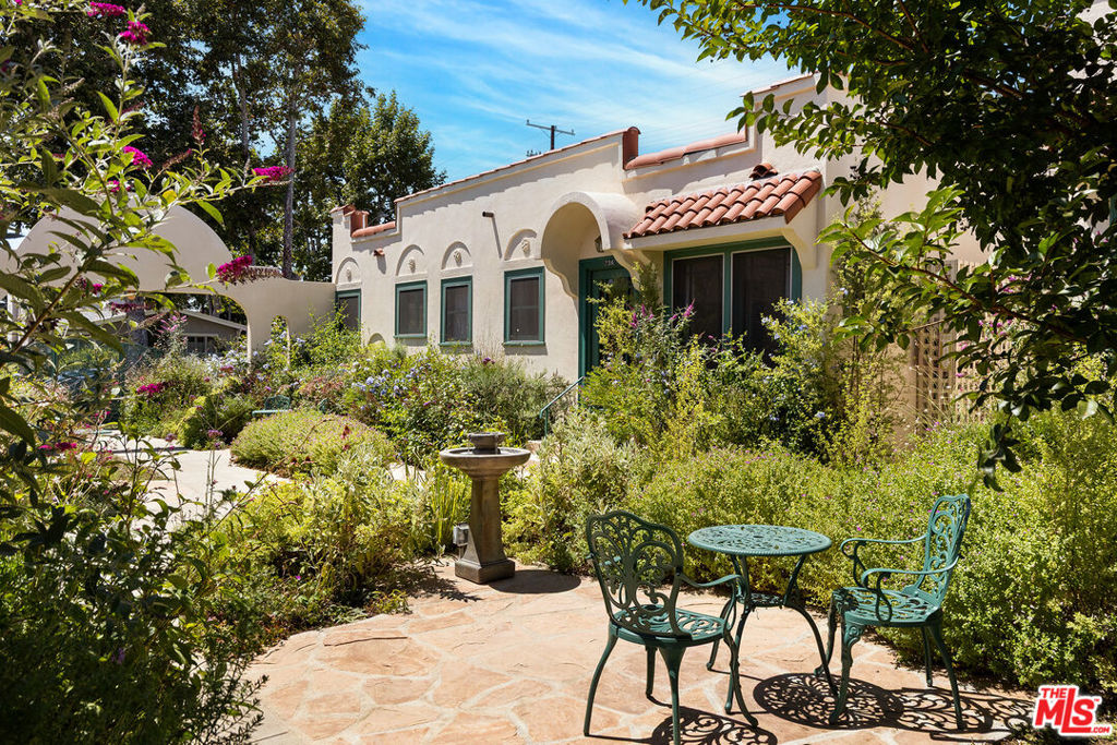 The Edinburgh Bungalows