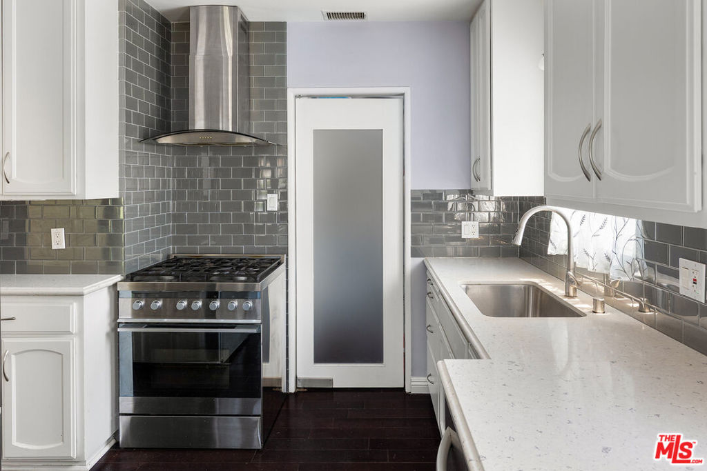 5536 Carpenter Avenue