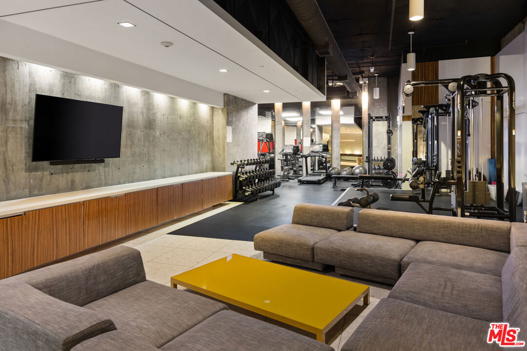 Hollywood Penthouse Condo