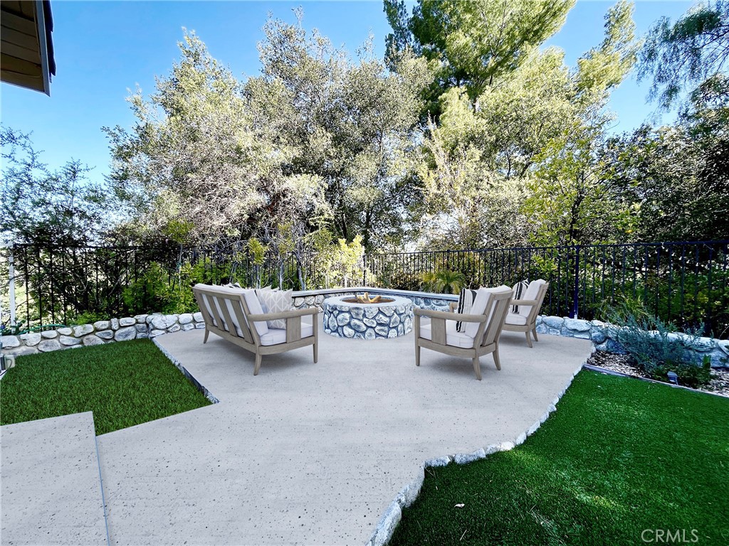 Calabasas Traditional in the Hills