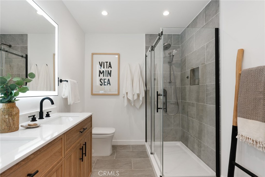 1737 Voorhees Avenue