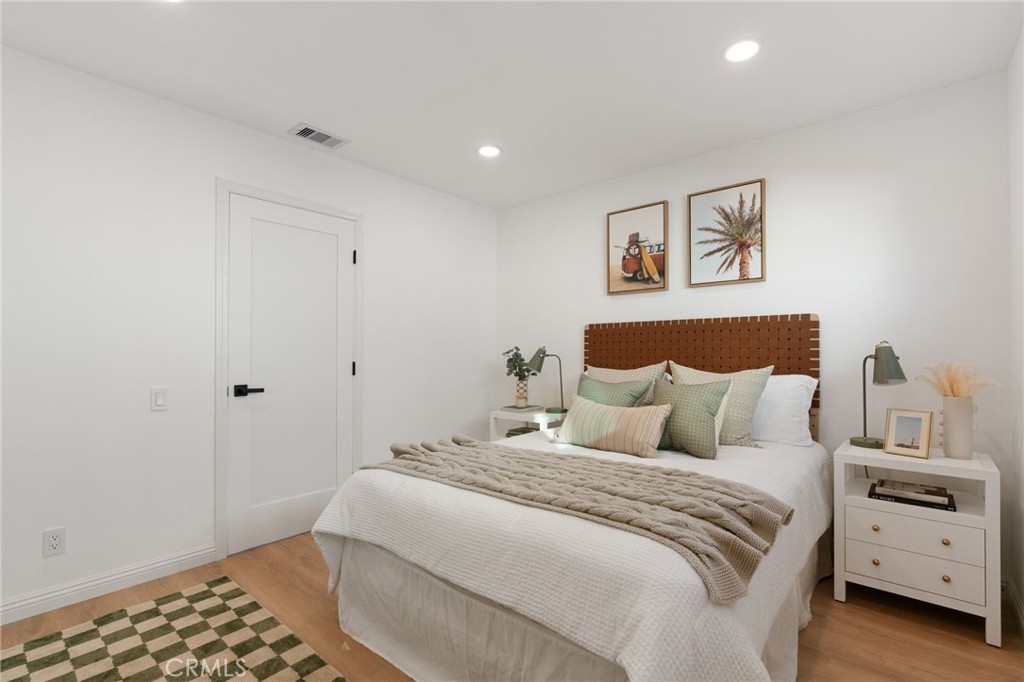 1737 Voorhees Avenue