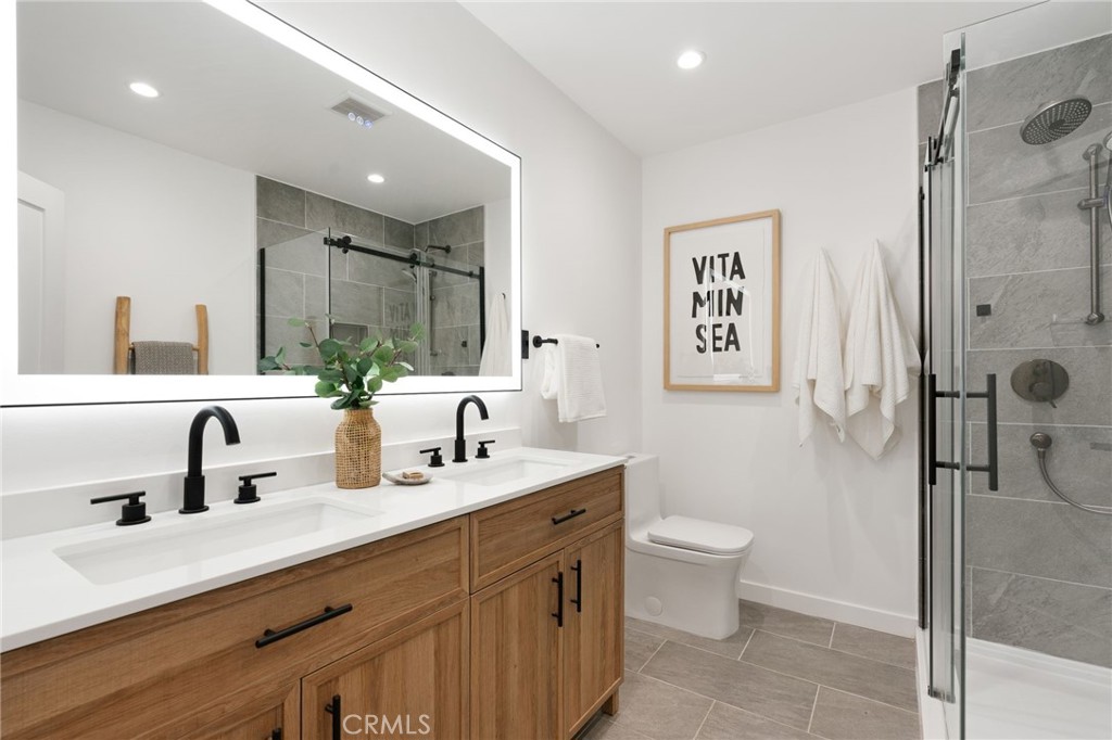 1737 Voorhees Avenue