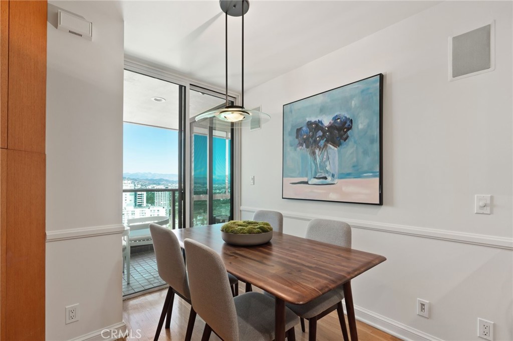10490 Wilshire Boulevard 2704
