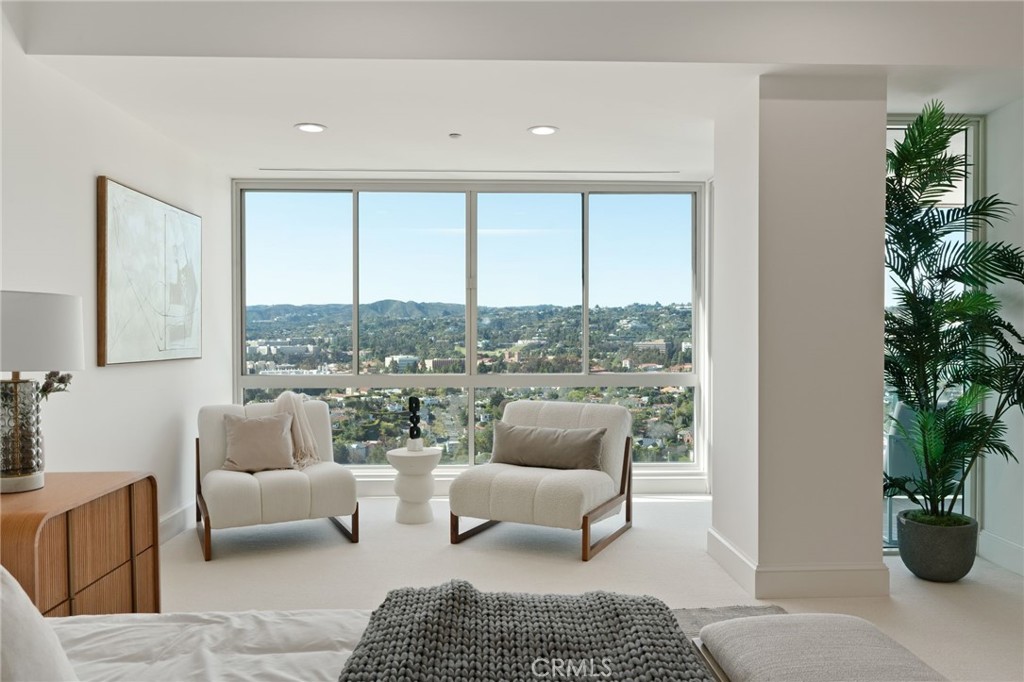 10490 Wilshire Boulevard 2704