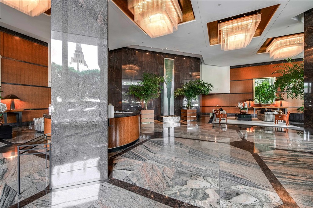 10490 Wilshire Boulevard 2704