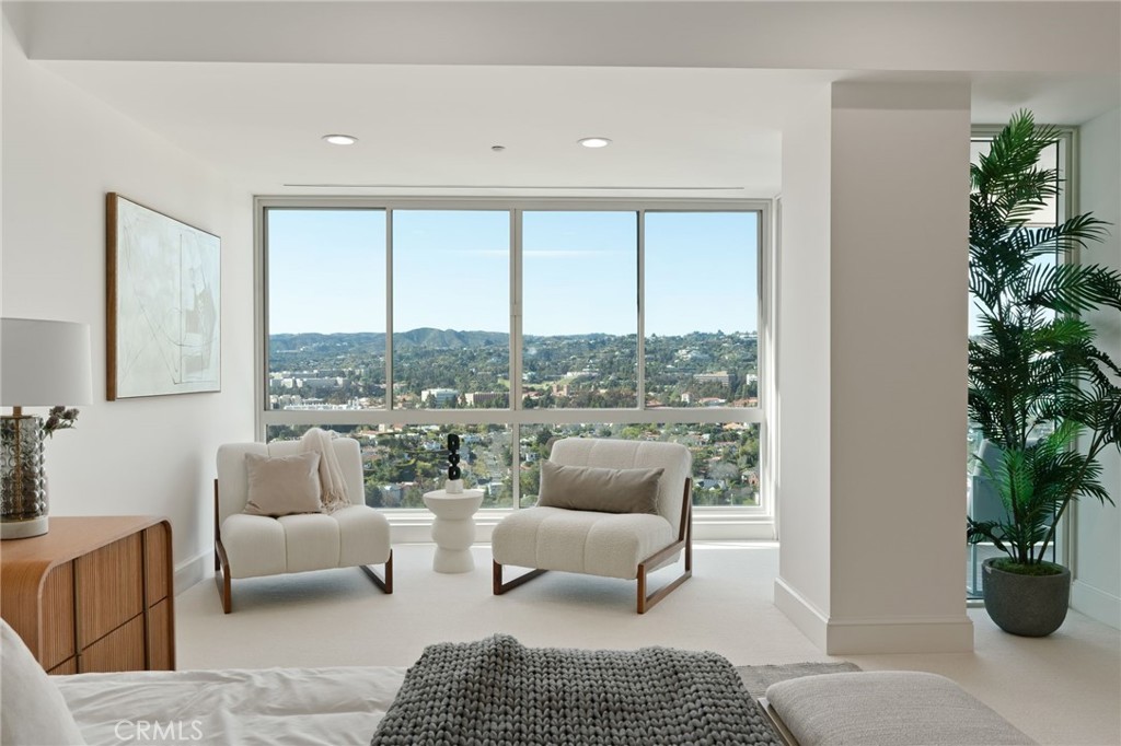 10490 Wilshire Boulevard 2704