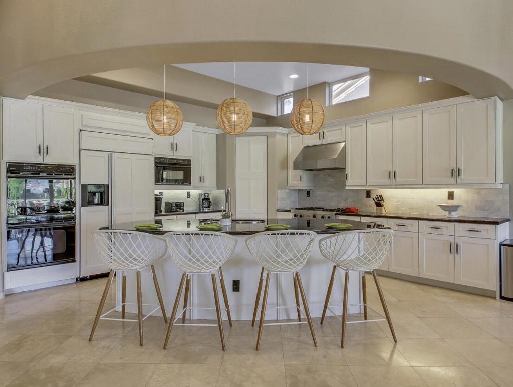 81045 Golf View Drive