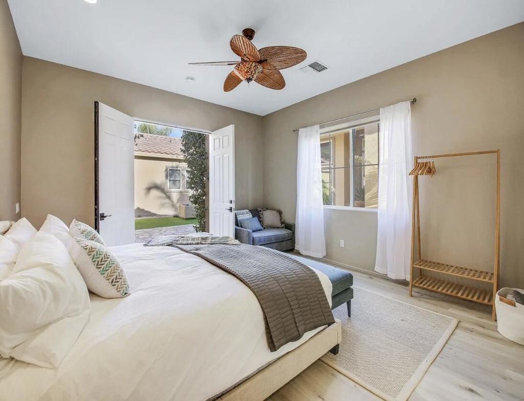 81045 Golf View Drive