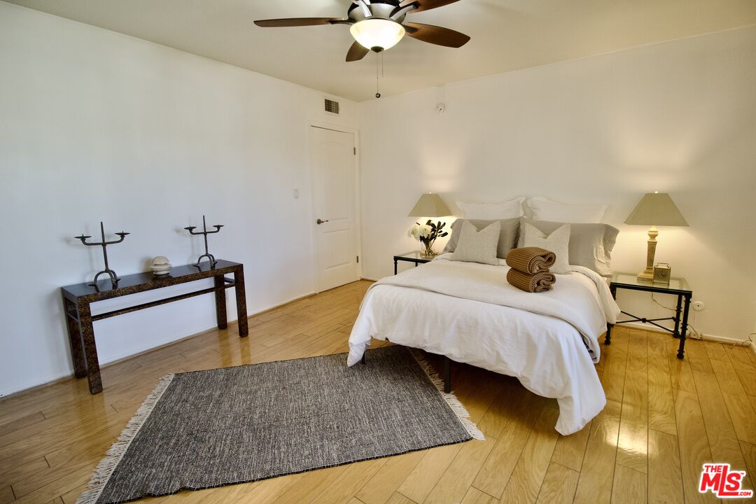 165 N Swall Dr Unit: 202