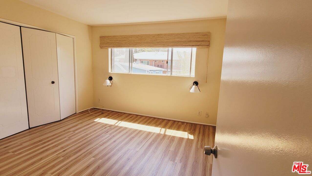 818 7th St Unit: 9