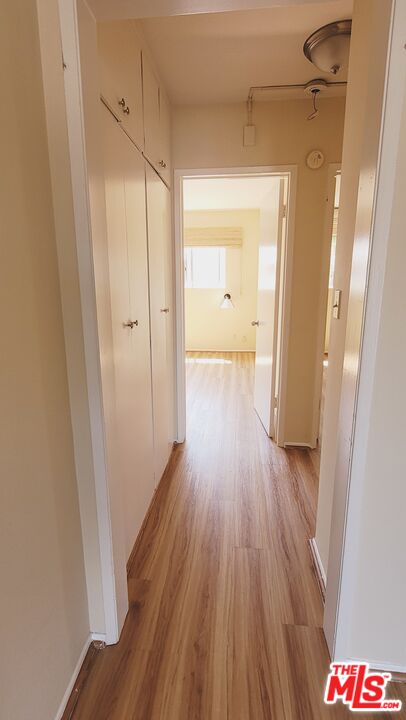 818 7th St Unit: 9