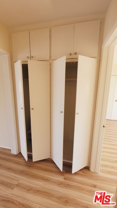 818 7th St Unit: 9