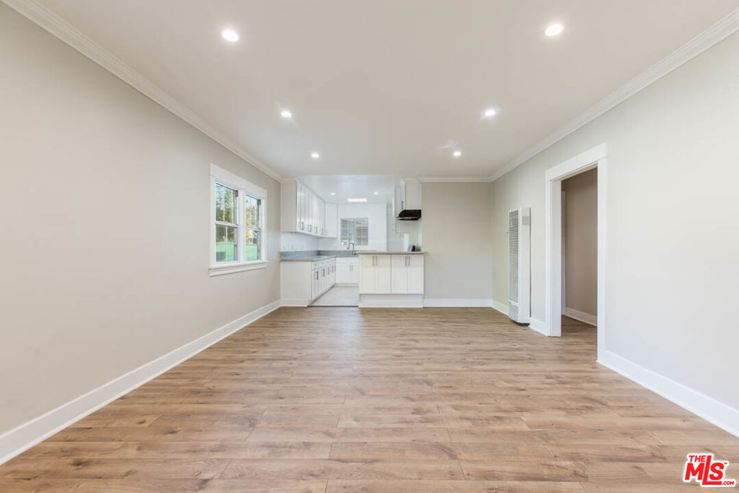 408 W Garfield Ave