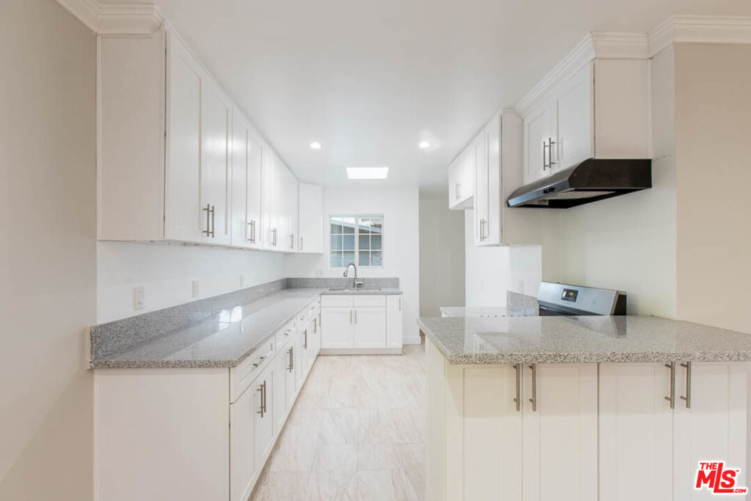 408 W Garfield Ave
