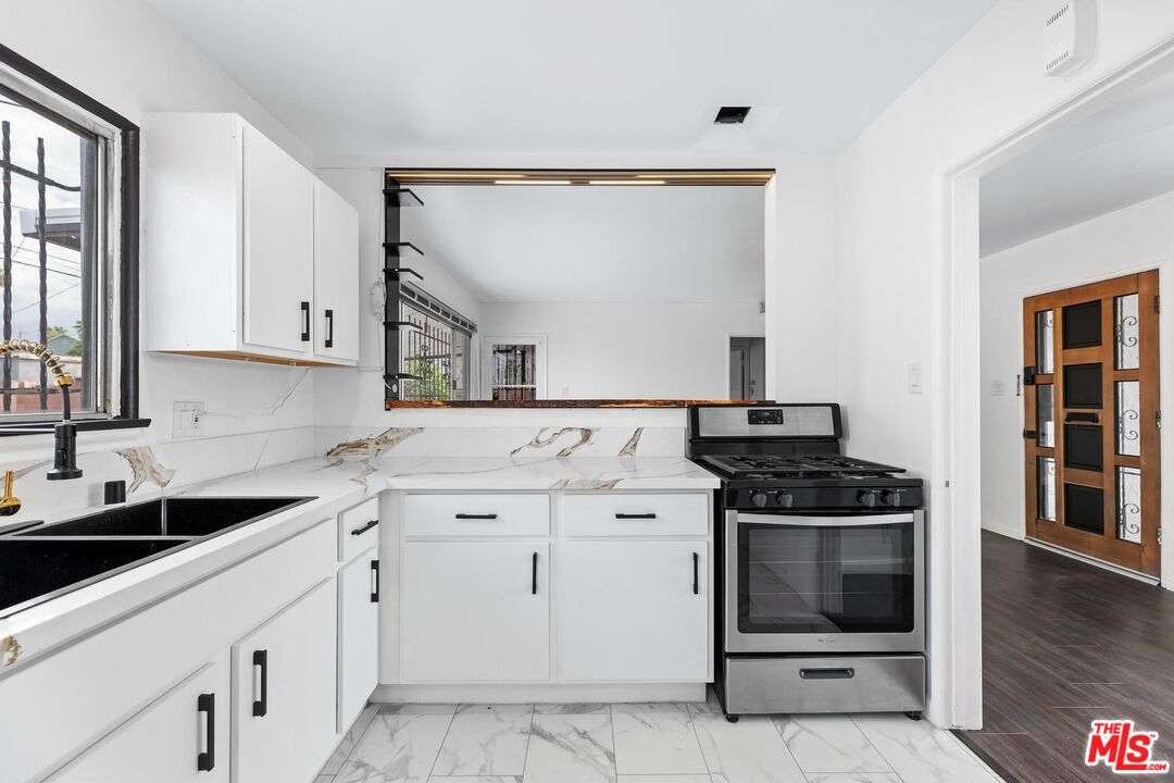 13063 Louvre St