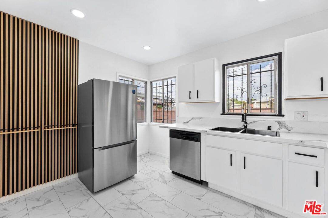 13063 Louvre St