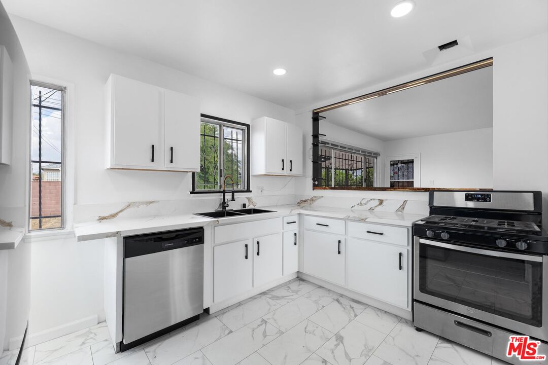 13063 Louvre St