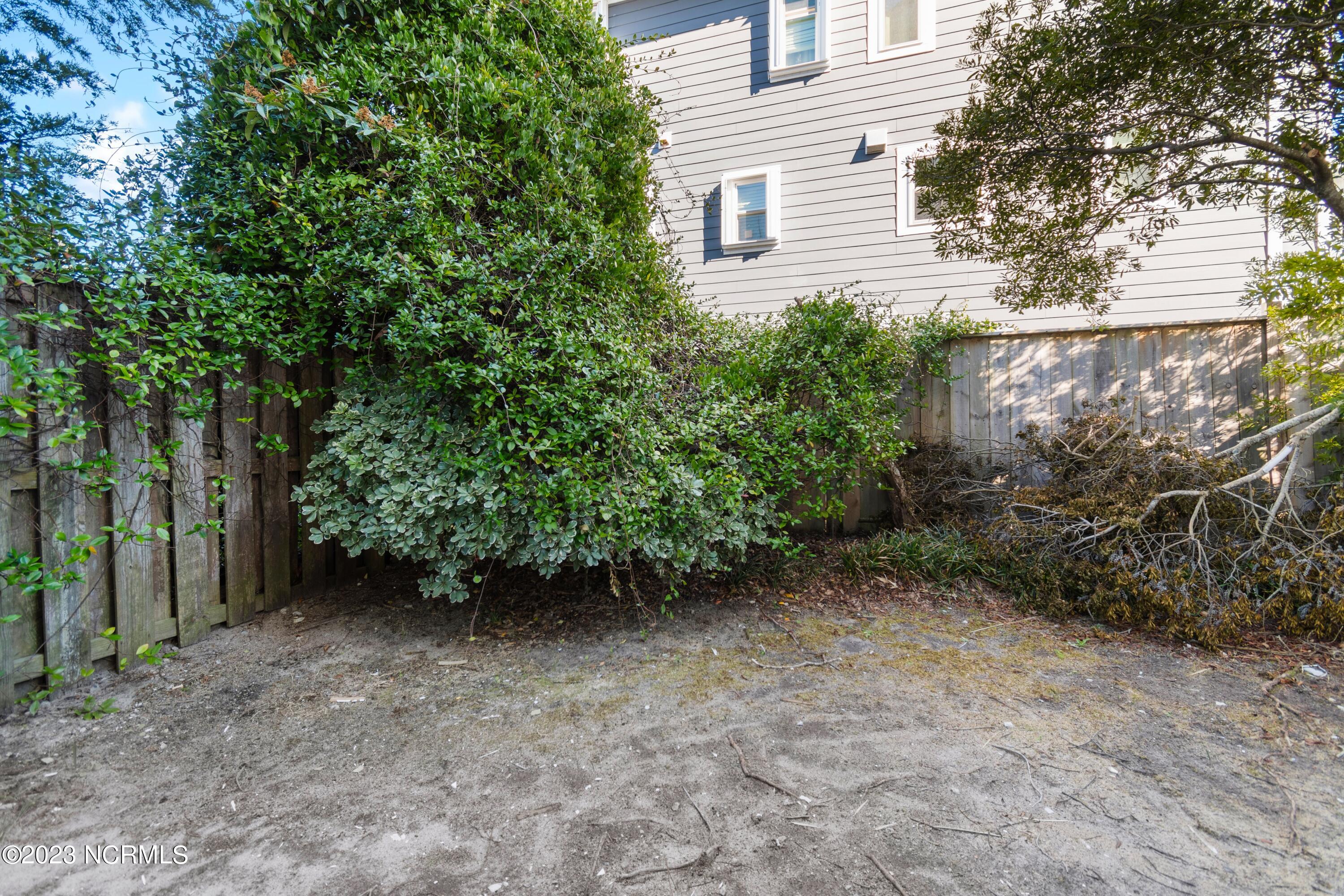 11 E Columbia Street Unit: Unit A