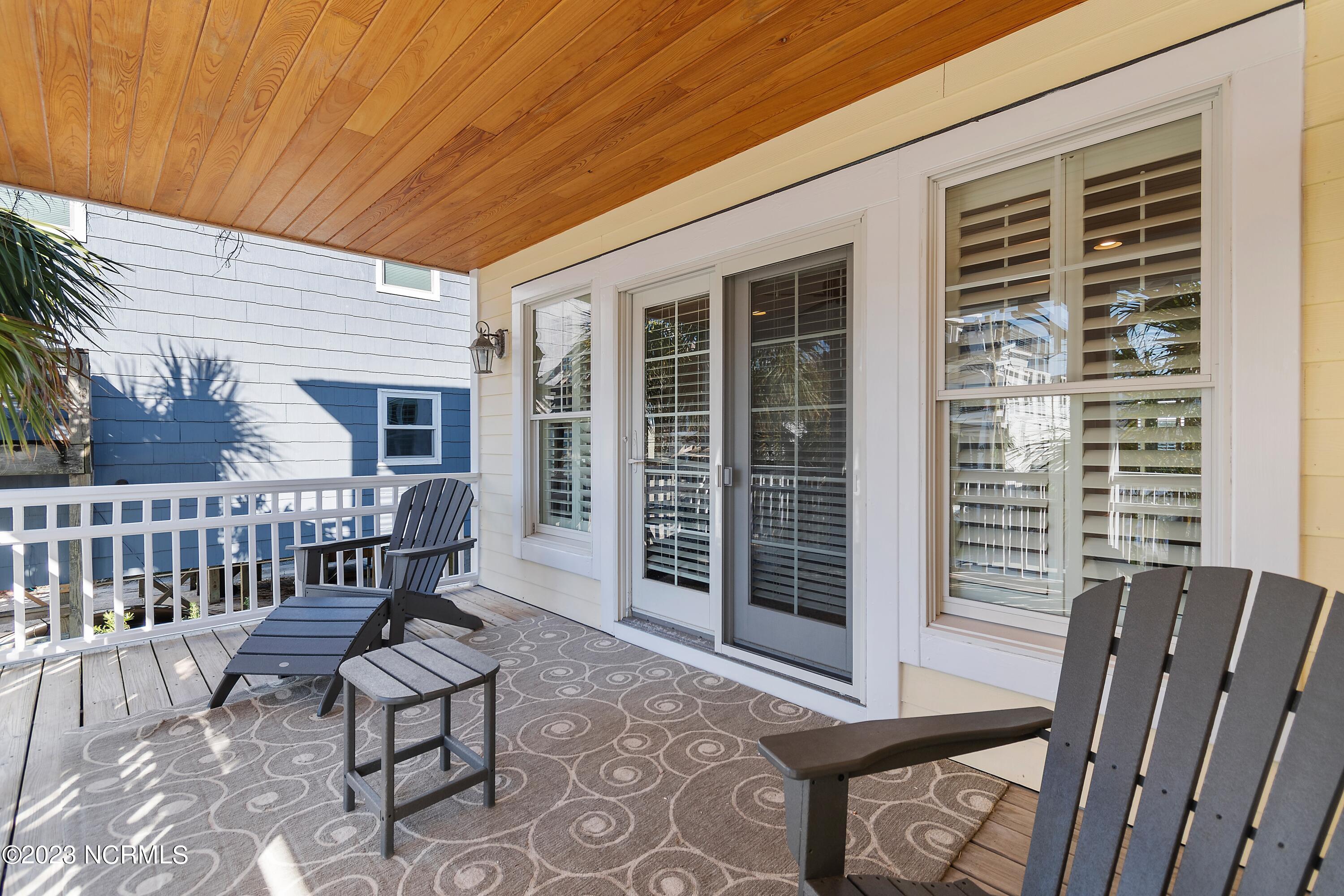 11 E Columbia Street Unit: Unit A