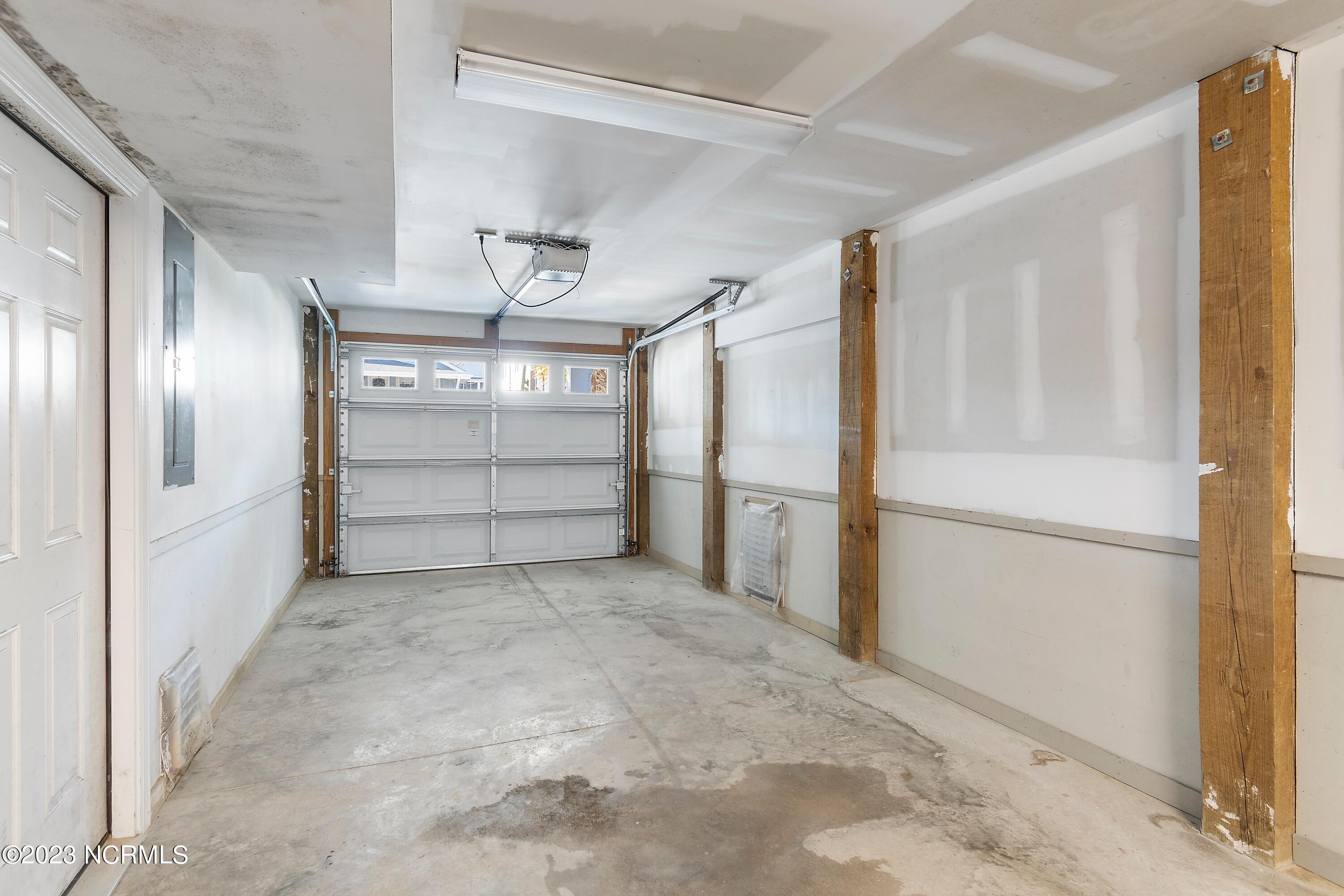 11 E Columbia Street Unit: Unit A