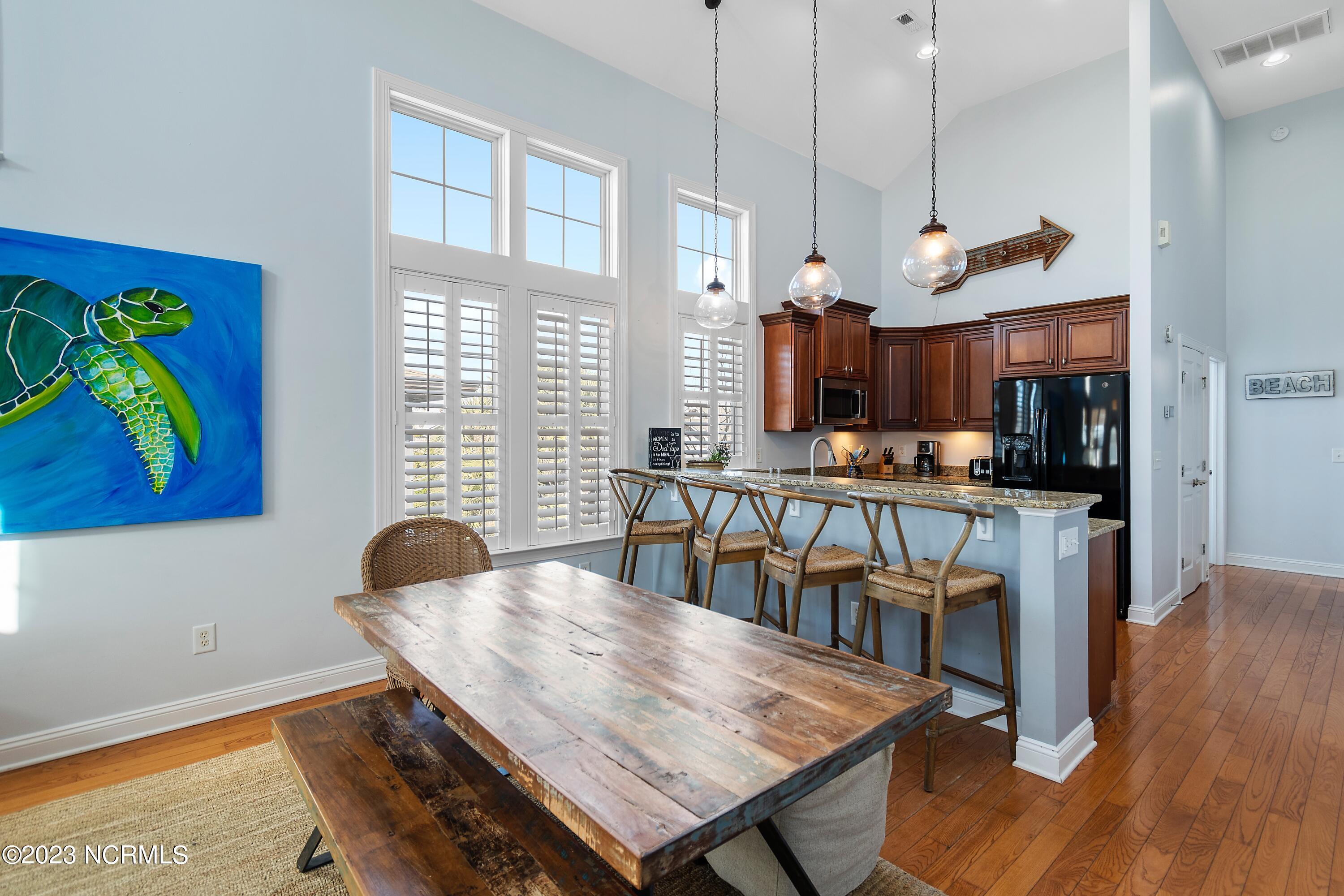 11 E Columbia Street Unit: Unit A