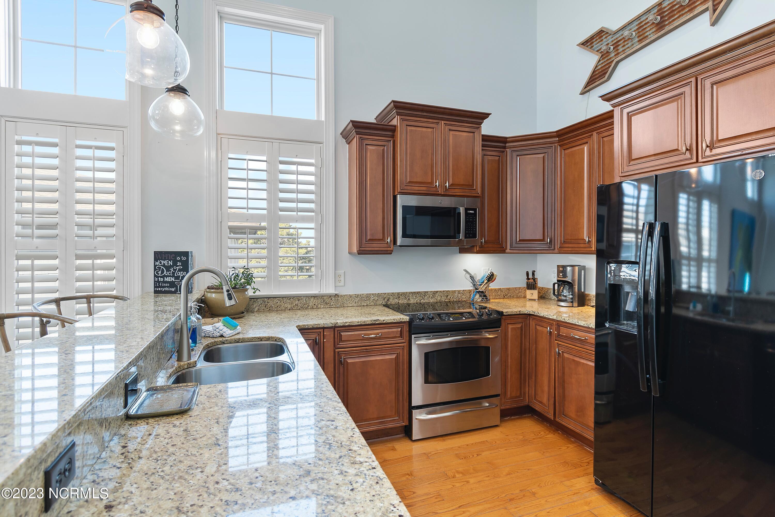 11 E Columbia Street Unit: Unit A