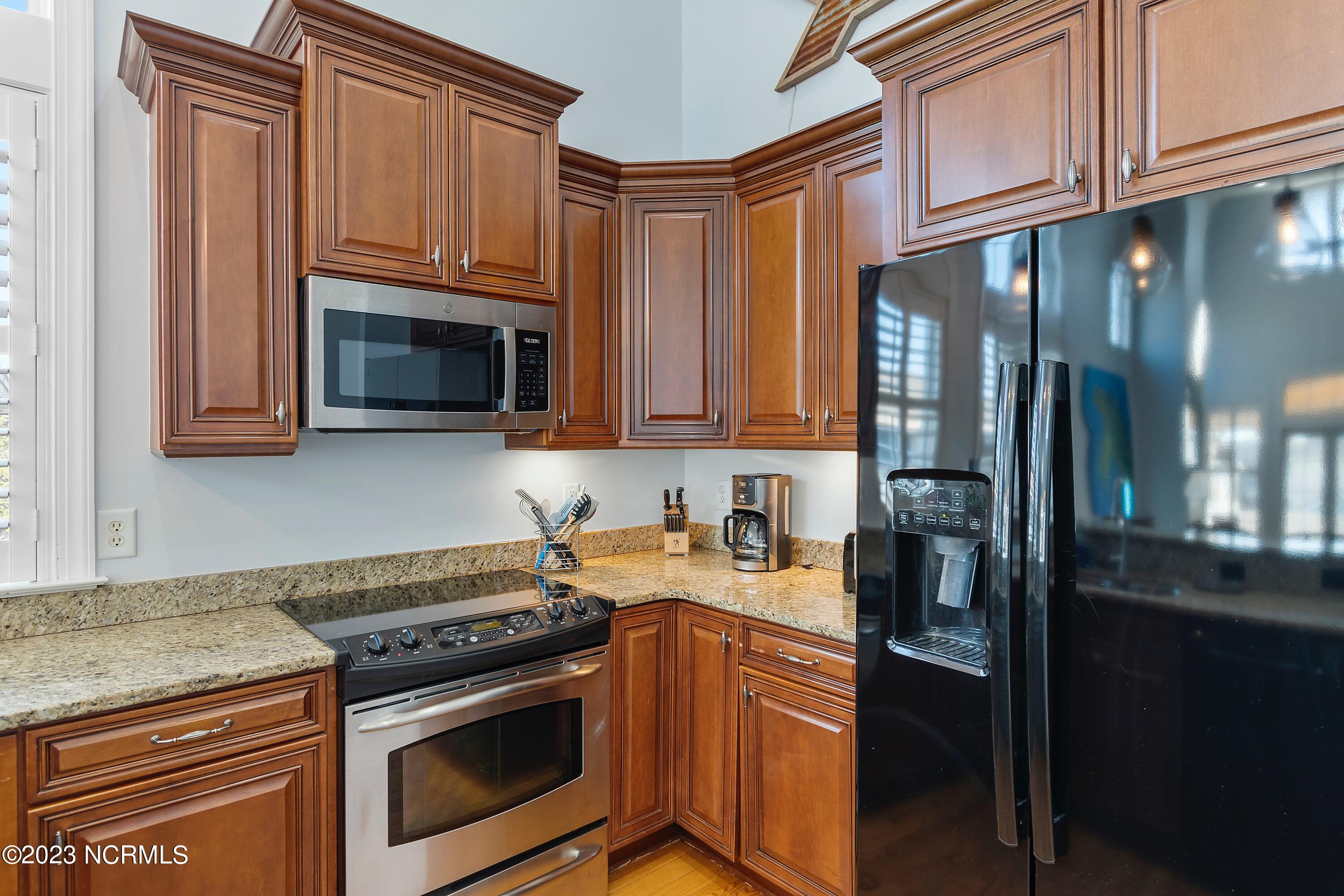 11 E Columbia Street Unit: Unit A