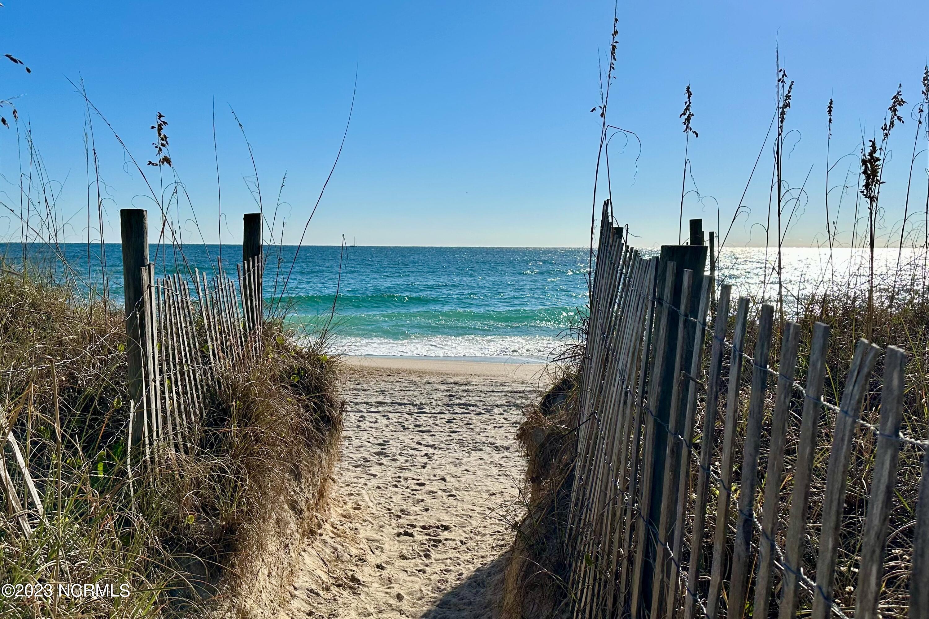 11 E Columbia Street Unit: Unit A