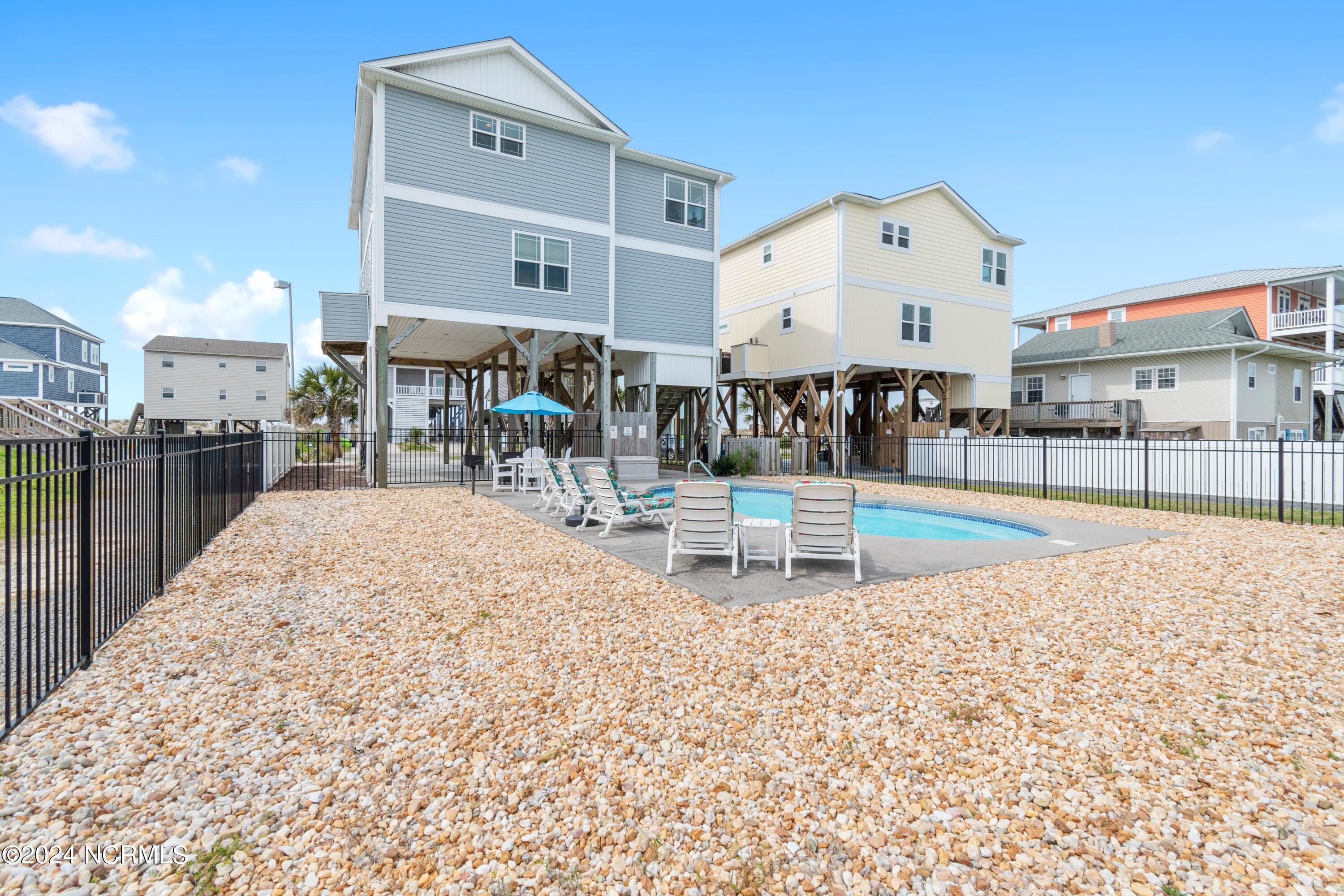 4318 E Beach Drive
