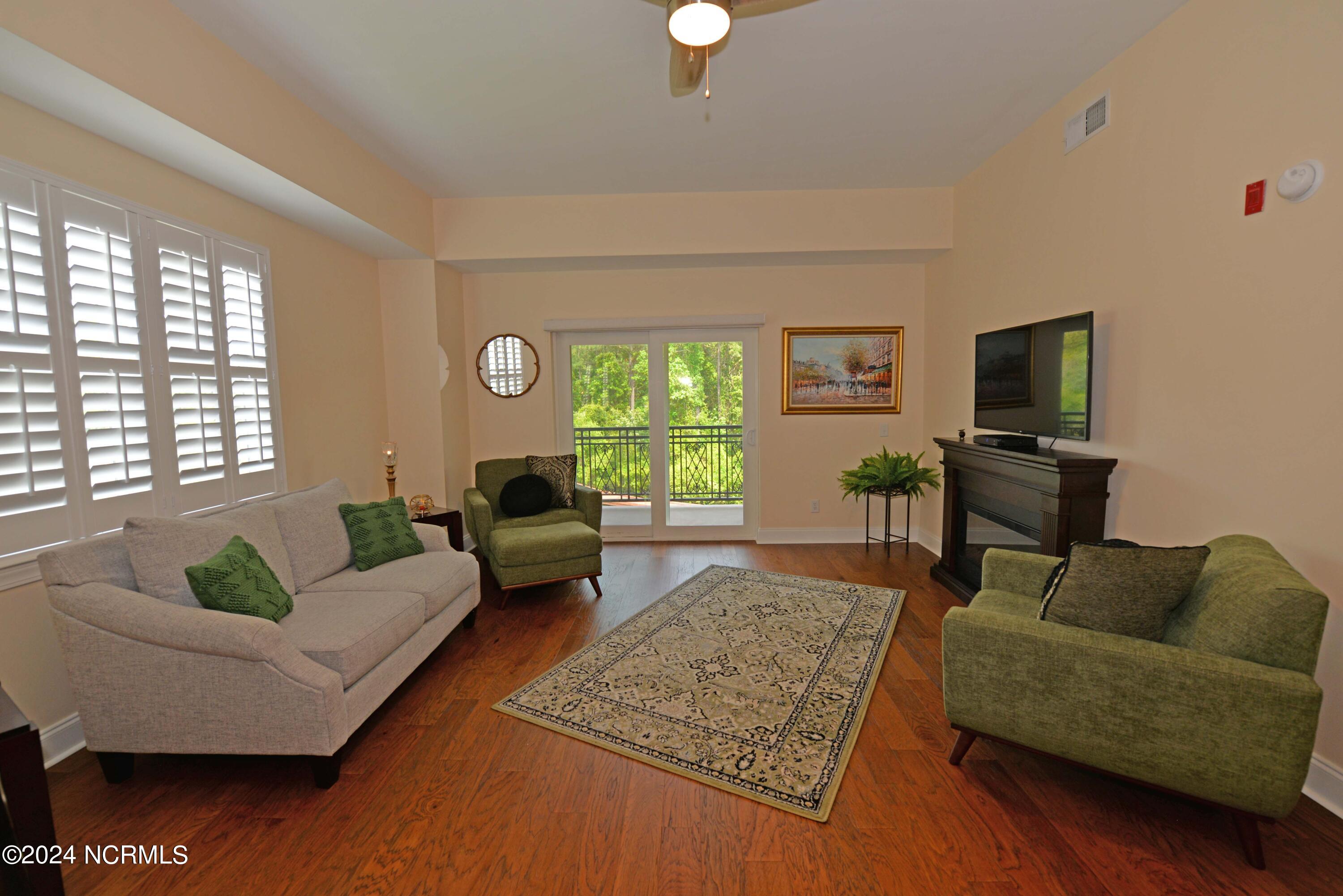 3100 Marsh Grove Lane, # 3201