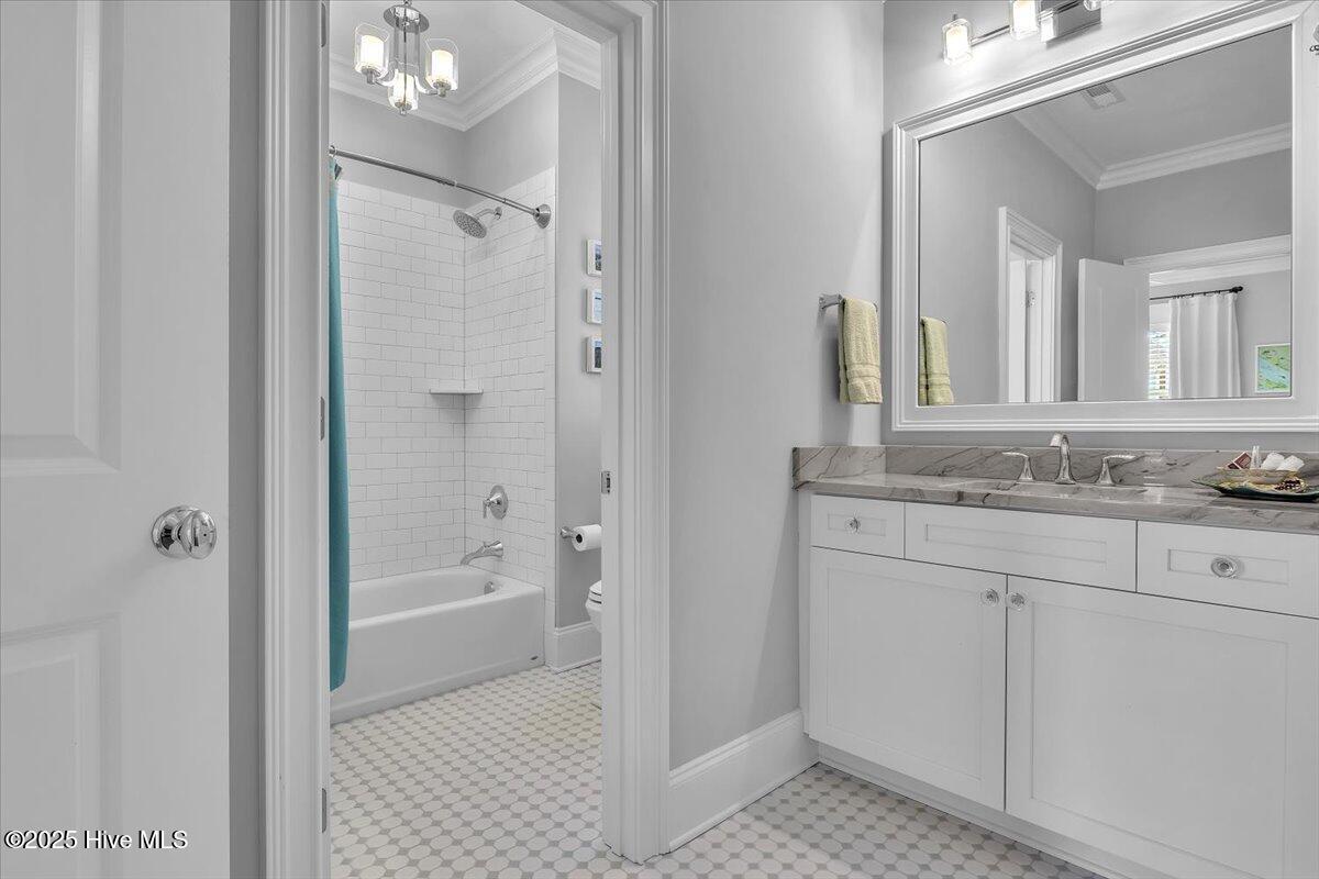190 Gentle Breeze Court