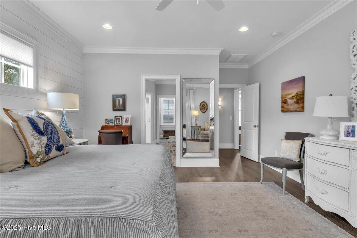 190 Gentle Breeze Court