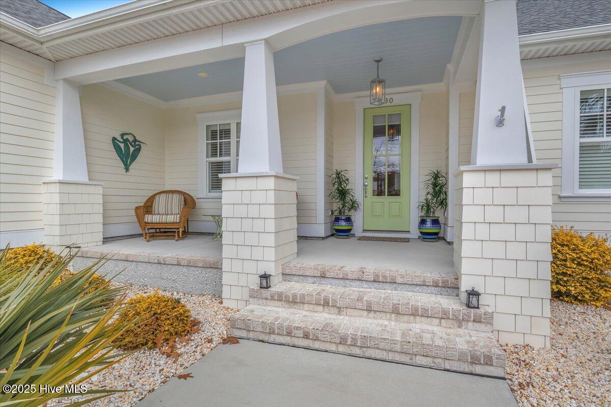 190 Gentle Breeze Court