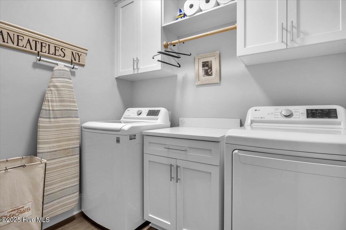 190 Gentle Breeze Court